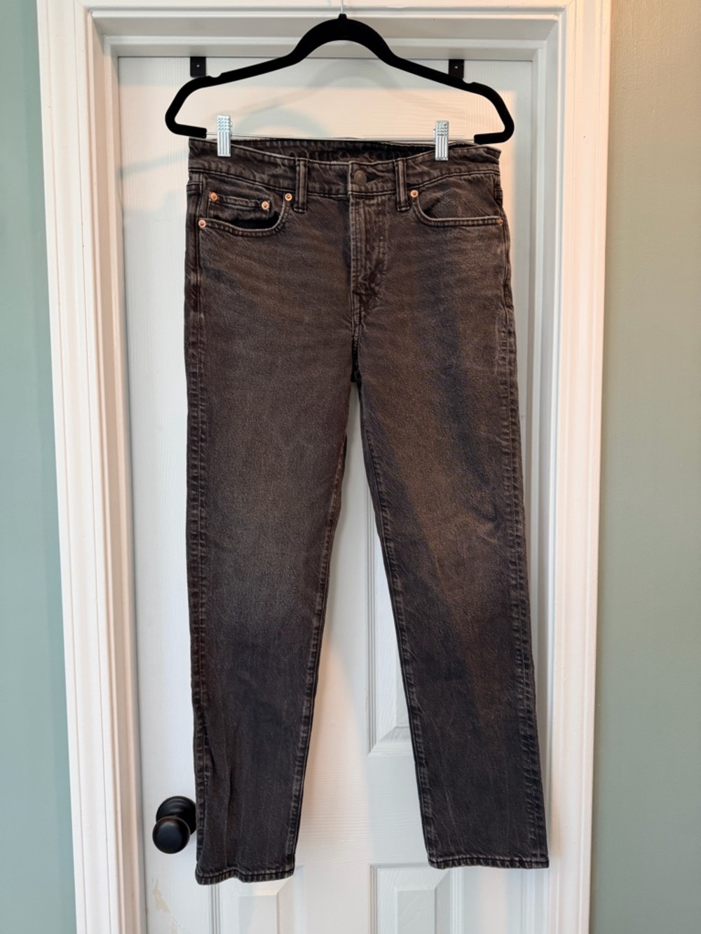American Eagle Outfitters Men's Faded Black Slim Straight Jeans